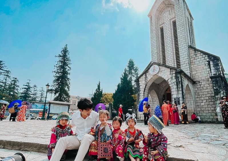 Du lịch Sapa 3 ngày Sapa Cát Cát Fansipan - Thác Bạc Du lịch Sapa 3 ngày Sapa Cát Cát Fansipan - Thác Bạc